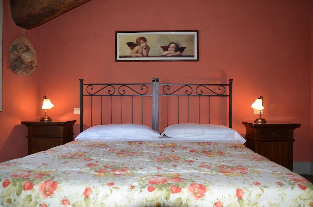Agriturismo Al Podere Di Rosa Lucca Habitación foto